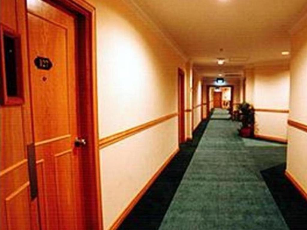 Traders Inn Brunei Μπαντάρ Σερί Μπεγκαβάν Εξωτερικό φωτογραφία